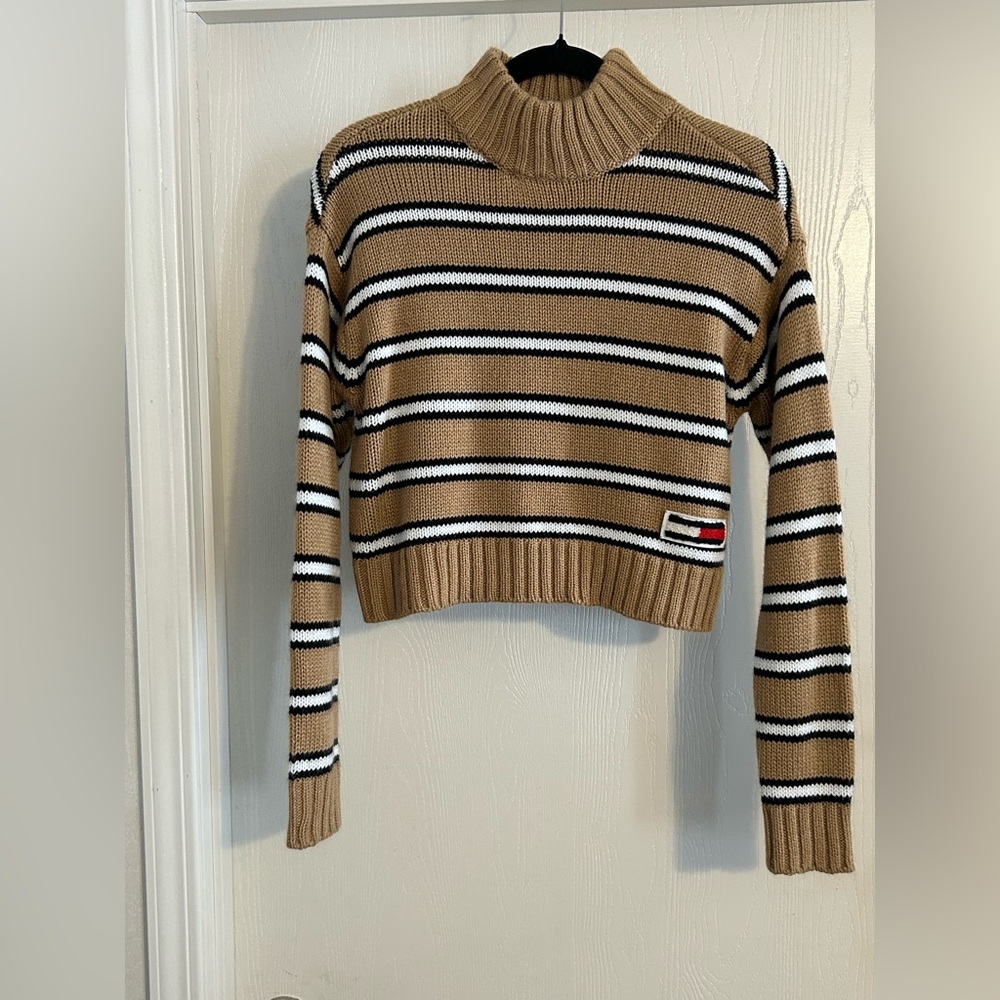 Tommy Hilfiger | Women's Striped Tan Sweater | Size XS